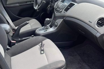 Sell Purple 2012 Chevrolet Cruze in Balanga