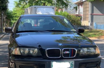 Purple Bmw 318I 2022 for sale in Automatic