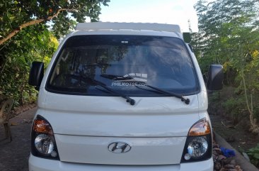 2014 Hyundai H-100  2.6 GL 5M/T (Dsl-Without AC) in Candelaria, Quezon