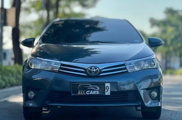 Sell Purple 2016 Toyota Corolla altis in Makati