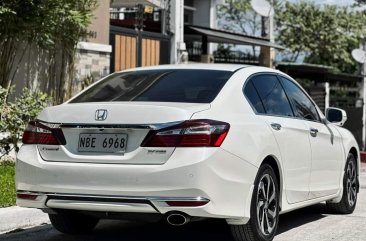 Pearl White Honda Accord 2018 for sale in Manila