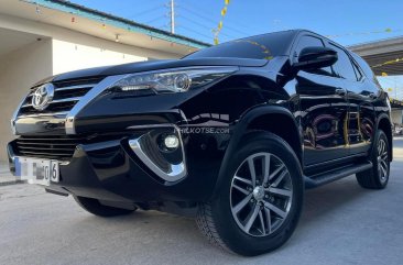 2019 Toyota Fortuner 2.4 V Pearl Diesel 4x2 AT in Quezon City, Metro Manila