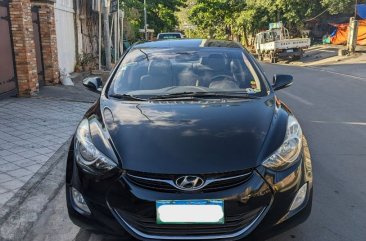 Sell Purple 2013 Hyundai Elantra in San Juan