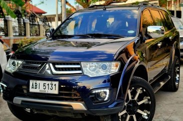 Purple Mitsubishi Montero 2015 for sale in Manila