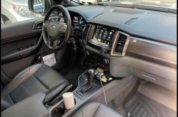 Silver Ford Everest 2018 for sale in Quezon City