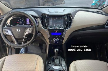 Purple Hyundai Santa Fe 2013 for sale in Automatic