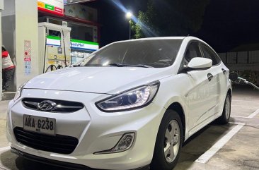 Selling Silver Hyundai Accent 2015 in Pasay