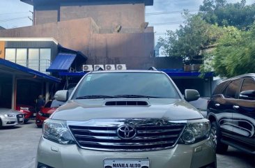 Selling Purple Toyota Fortuner 2013 in Pasig