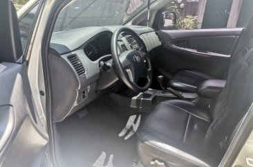 Silver Toyota Innova 2014 for sale in Automatic