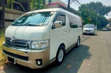 Purple Toyota Hiace Super Grandia 2017 for sale in Automatic