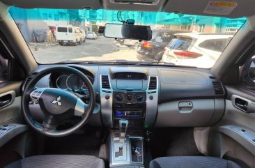 Purple Mitsubishi Montero 2010 for sale in Automatic