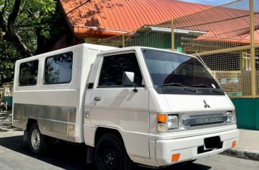 Selling Purple Mitsubishi L300 2014 in Las Piñas