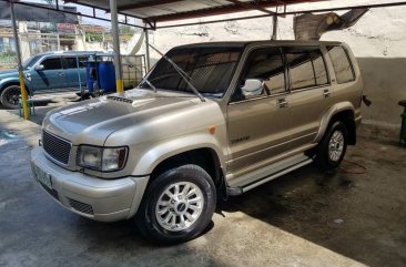 Selling Purple Isuzu Trooper 2004 in Angono
