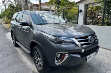 Selling Purple Toyota Fortuner 2017 in Caloocan