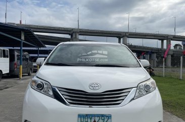 2013 Toyota Sienna in Parañaque, Metro Manila