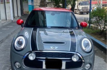 Selling White Mini Cooper S 2023 in Pateros