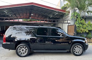 White Chevrolet Suburban 2012 for sale in Automatic