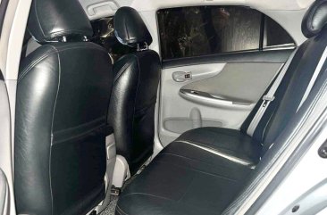 White Toyota Corolla altis 2012 for sale in Parañaque