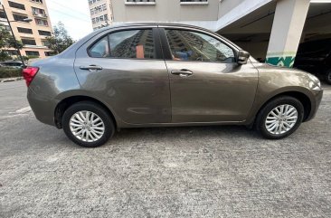 Selling White Suzuki Dzire 2019 in Cainta