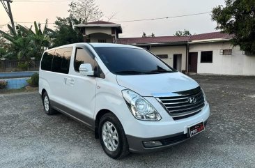 White Hyundai Grand starex 2014 for sale in Manila