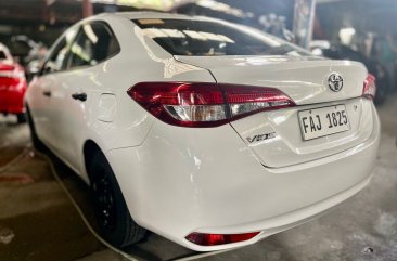 Selling White Toyota Vios 2022 in Quezon City