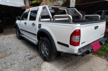 White Isuzu D-Max 2004 for sale in San Juan