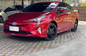 White Toyota Prius 2018 for sale in Automatic