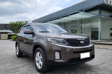 Sell White 2015 Kia Sorento in Pasig