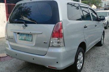 Silver Toyota Innova 2011 for sale in Automatic