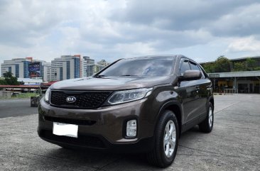 Sell White 2015 Kia Sorento in Pasig