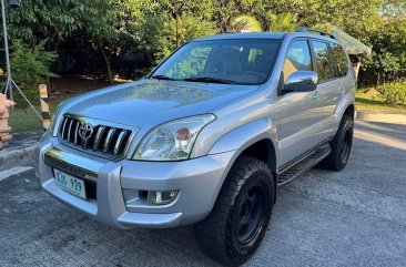 Selling White Toyota Land Cruiser 2003 in Manila