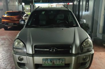 Selling Bronze Hyundai Tucson 2007 in Marikina