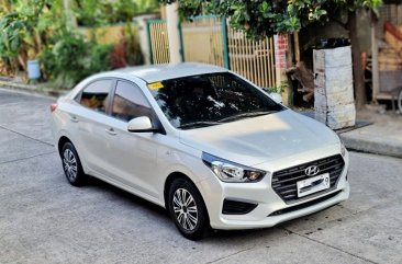 Selling White Hyundai Reina 2020 in Bacoor