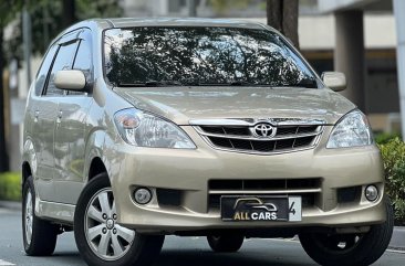 White Toyota Avanza 2007 for sale in Makati