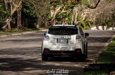 White Subaru Xv 2017 for sale in Automatic