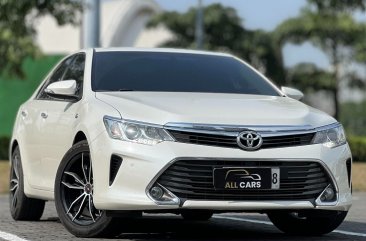 White Toyota Camry 2016 for sale in Makati