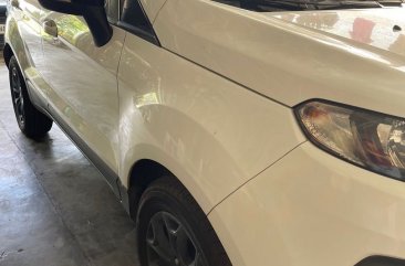 Selling White Ford Ecosport 2022 in Alaminos