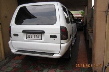 White Isuzu Crosswind 2016 for sale in Manual