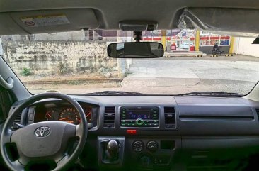 2018 Toyota Hiace  Commuter 3.0 M/T in Manila, Metro Manila