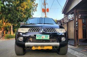 Sell White 2011 Mitsubishi Montero in Las Piñas