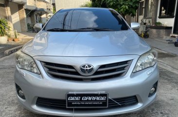 White Toyota Corolla altis 2012 for sale in Quezon City