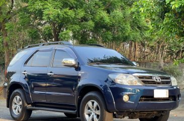 Selling White Toyota Fortuner 2008 in Las Piñas