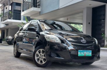 White Toyota Vios 2011 for sale in Quezon City