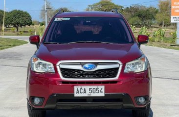 White Subaru Forester 2014 for sale in Automatic