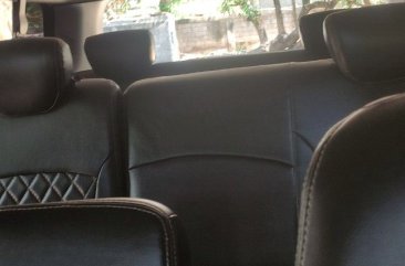 Selling White Hyundai Starex 2012 in Quezon City