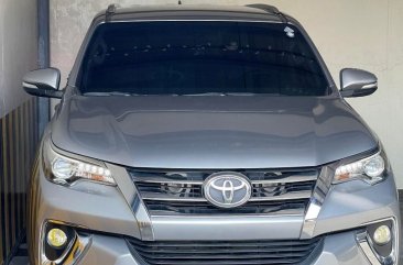 Selling Silver Toyota Fortuner 2017 in Quezon City