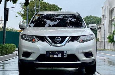 Sell White 2015 Nissan X-Trail in Makati