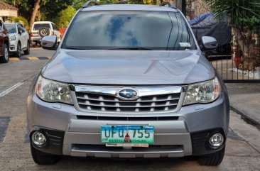 White Subaru Forester 2013 for sale in Automatic