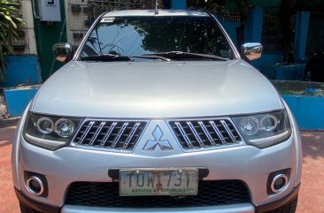 Sell White 2012 Mitsubishi Montero sport in Manila