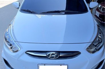 Sell White 2018 Hyundai Accent in Pasig